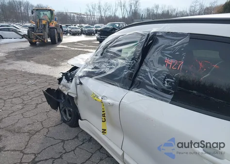 2024 Ford Escape St-Line Select z USA, uszkodzony, nr VIN 1FMCU9NZ3RUA36201